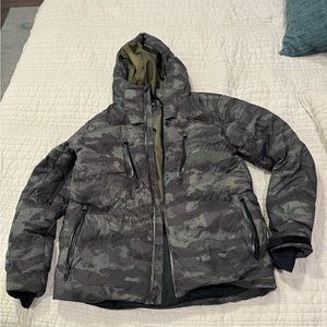 Oakley Men’s Camo Ski Jacket